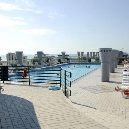 公寓 Stunning Only 100m From The